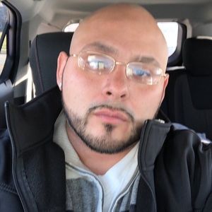 Meet your Posher, Luis